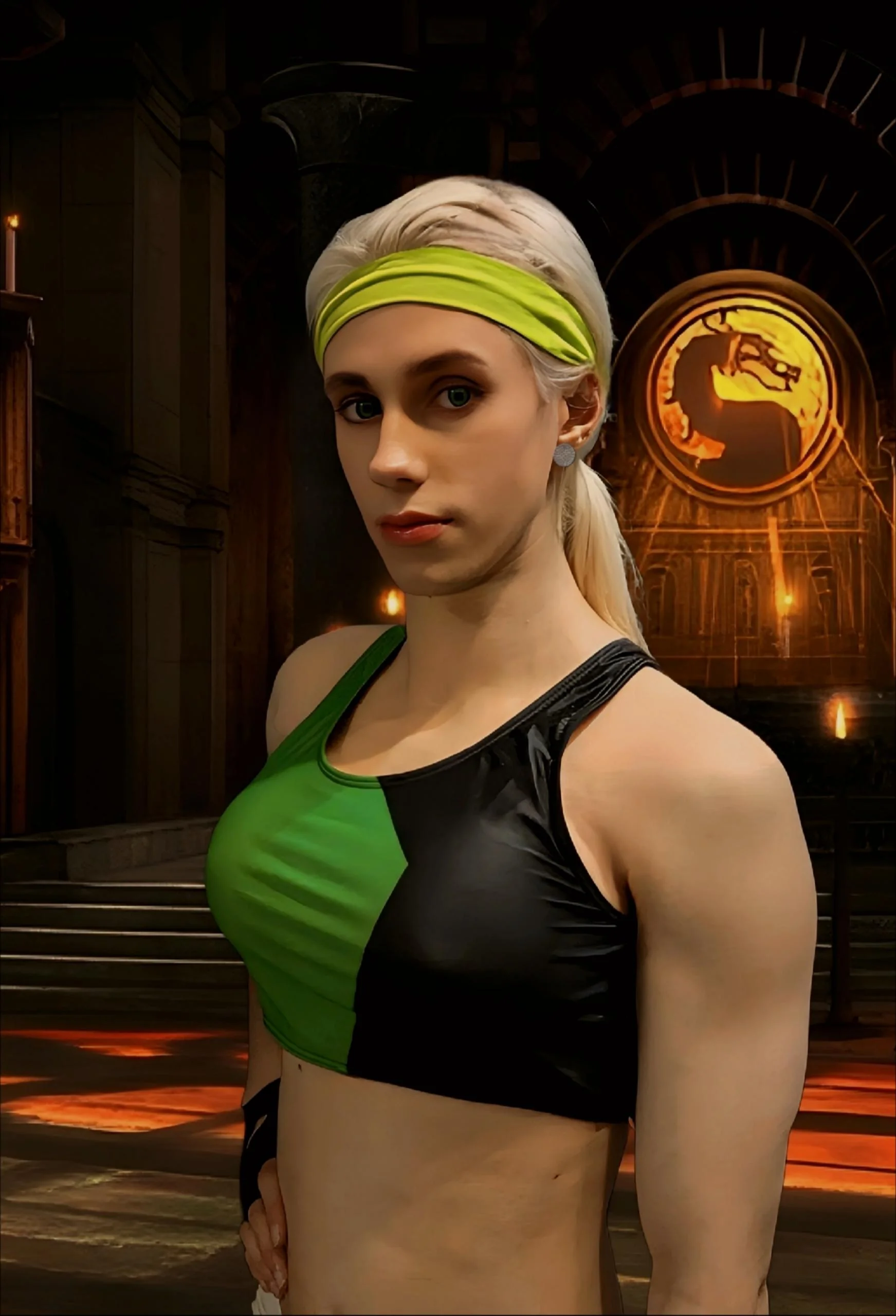 Cosplay Sonya Blade 💚 Mortal Kombat 11 picture 1 of 2