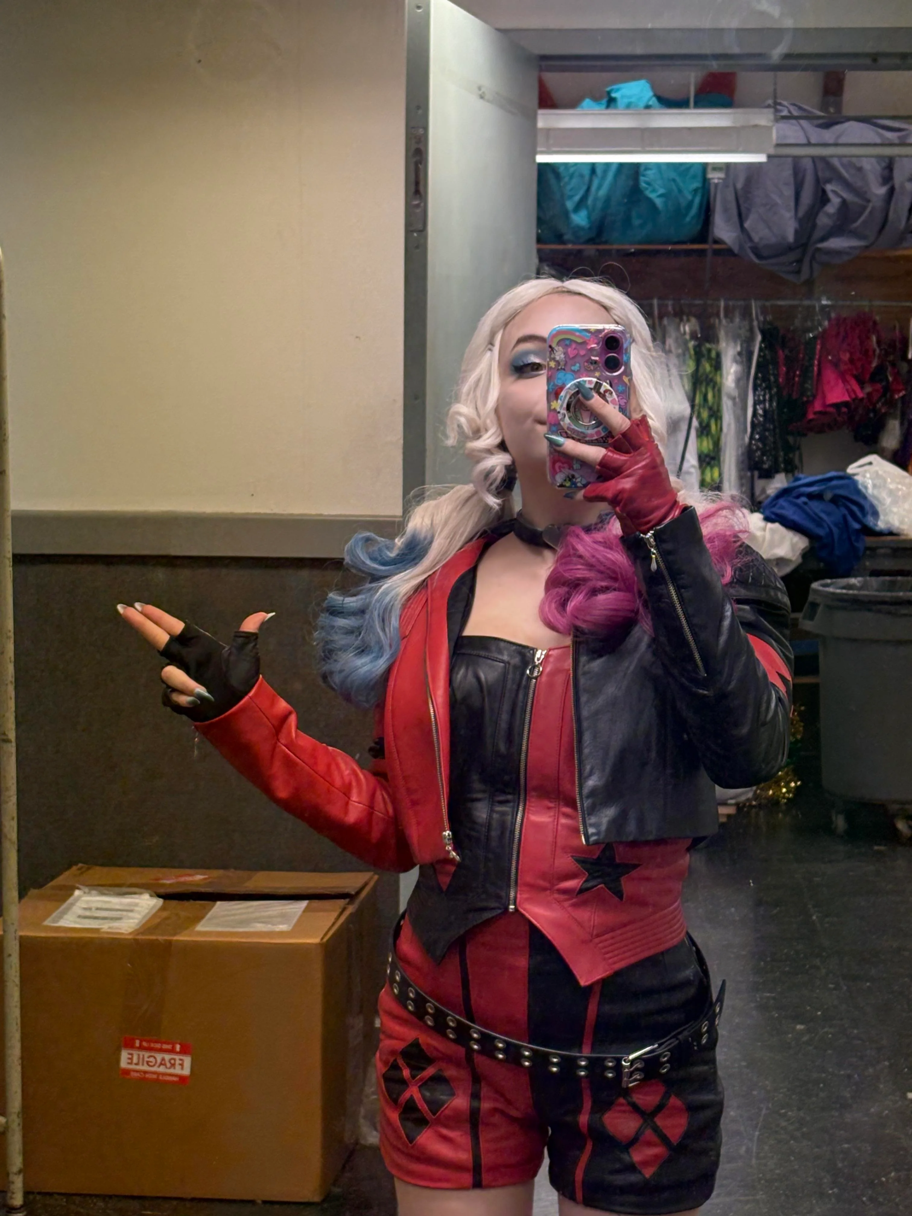 my harley quinn 🩷💙 (sevenie) picture 1 of 2