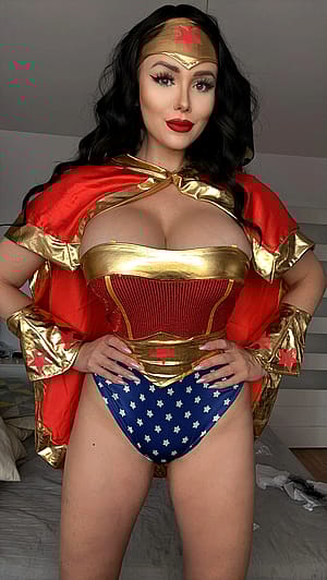 Wonder Woman (miss_donatella)'