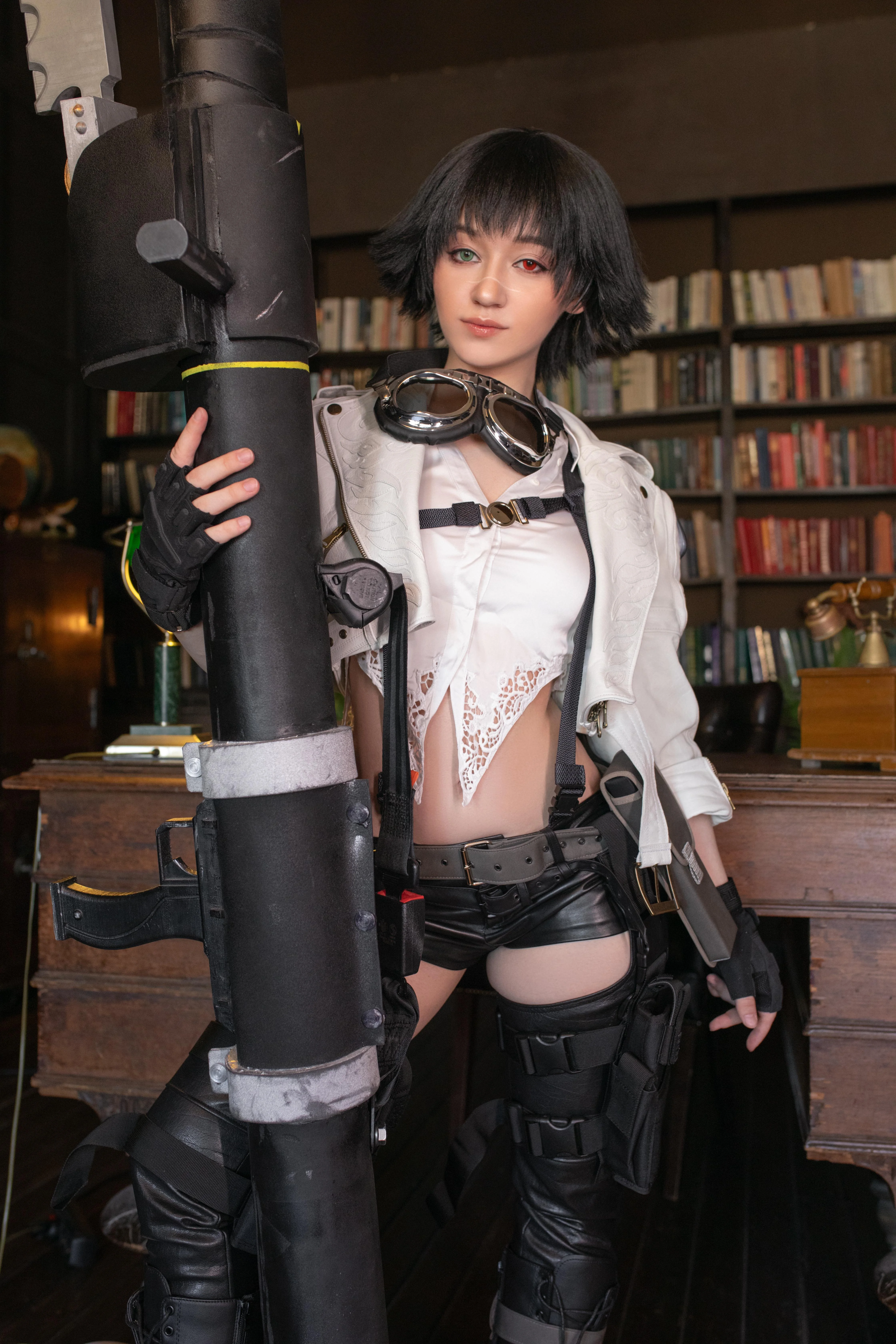 Lady by Donnami picture 1 of 1