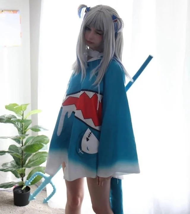 Gawr Gura Cosplay attempt by me <33 picture 2 of 2