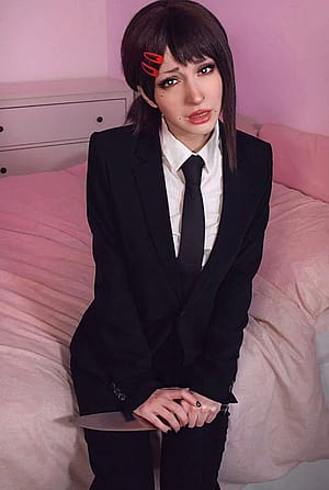 Kobeni from Chainsaw Man (Shiroktsne)'