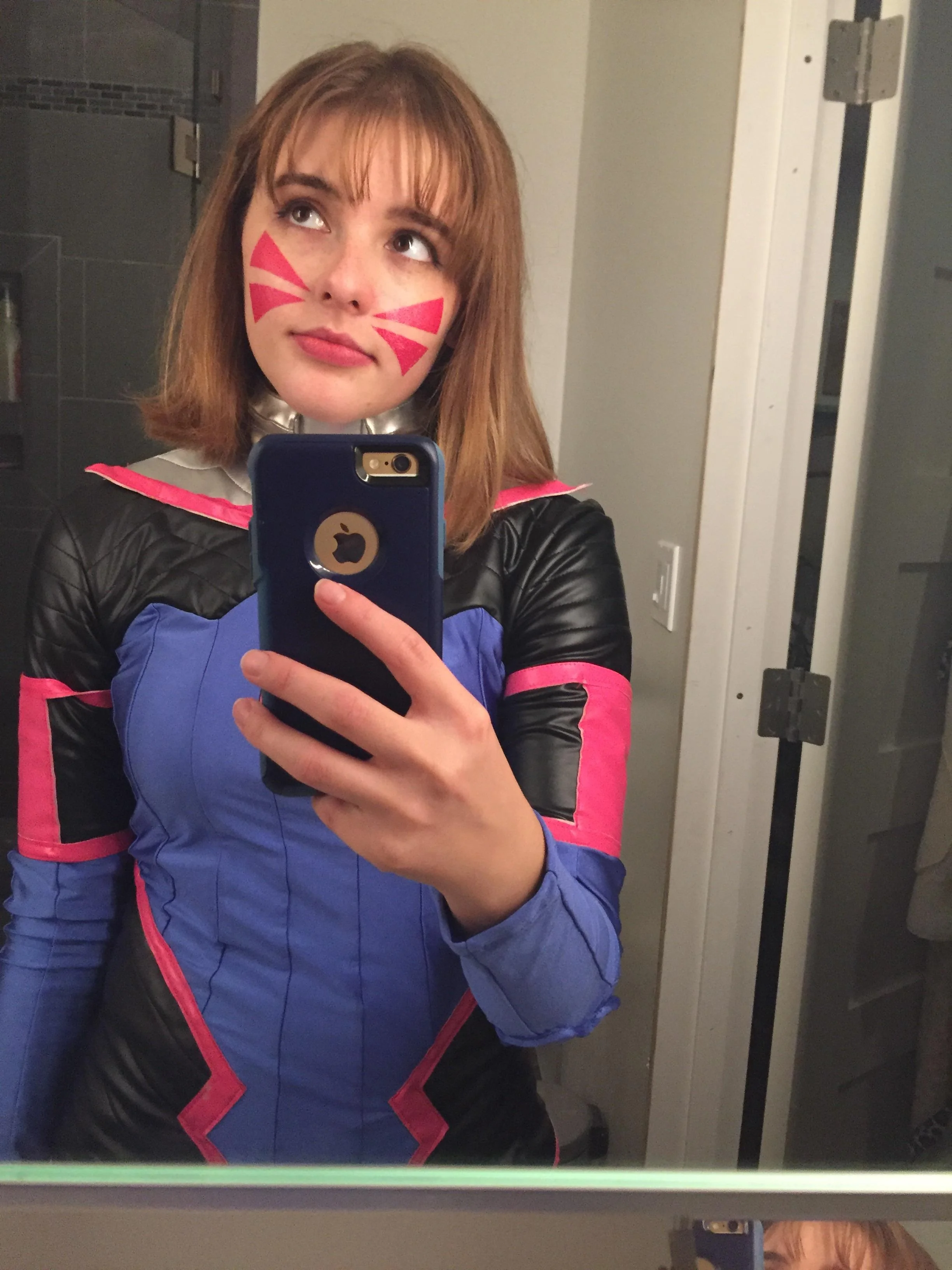 D.Va Cosplay Plus friend’s fox goddess fit picture 2 of 4