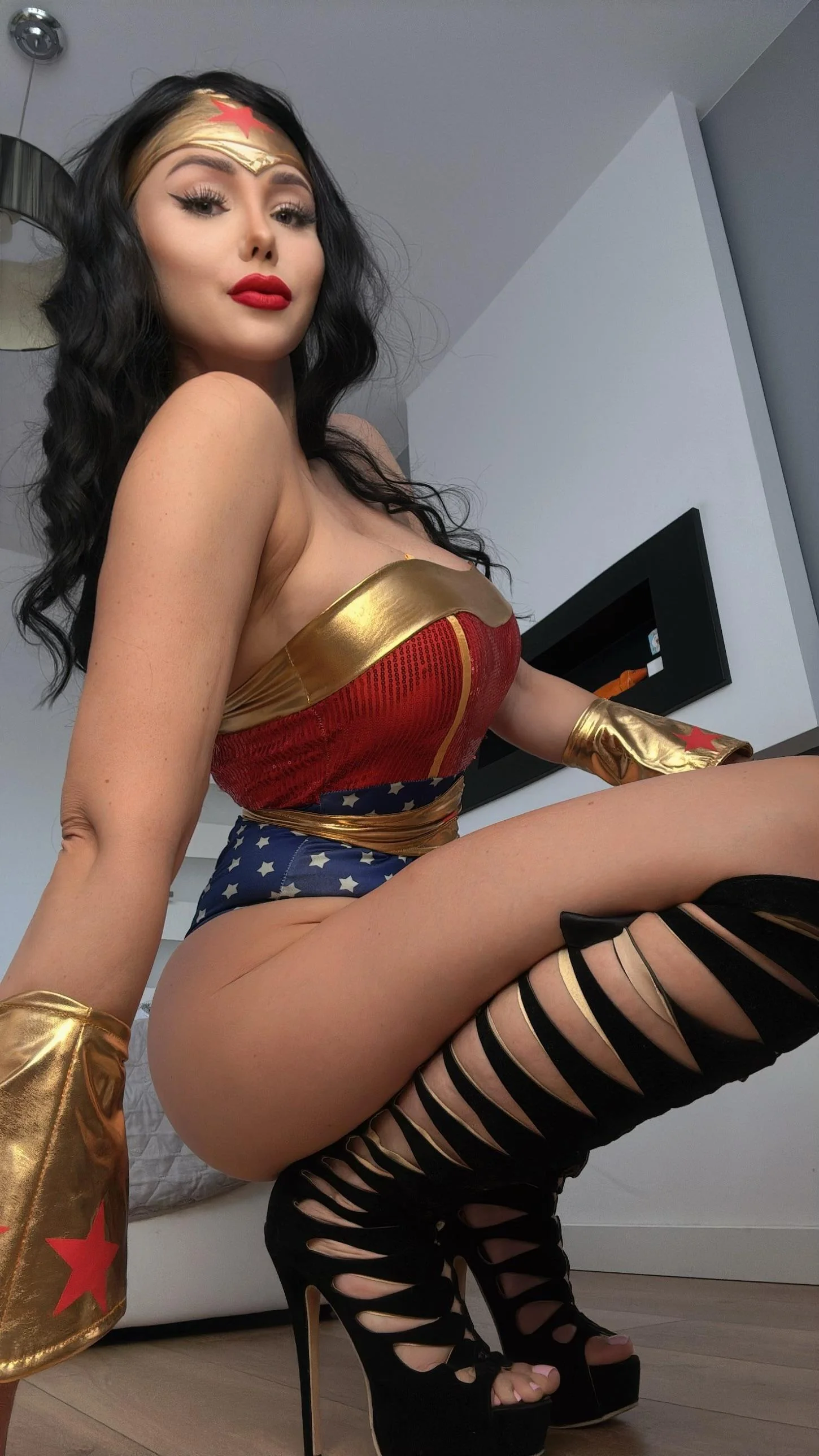 Wonder Woman [miss_donatella] picture 1 of 1