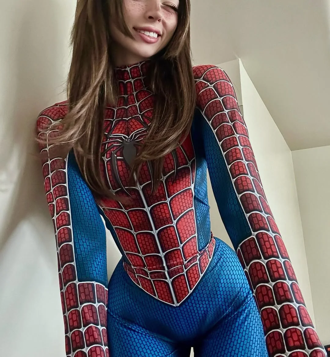 Spider Woman Cosplay picture 2 of 4