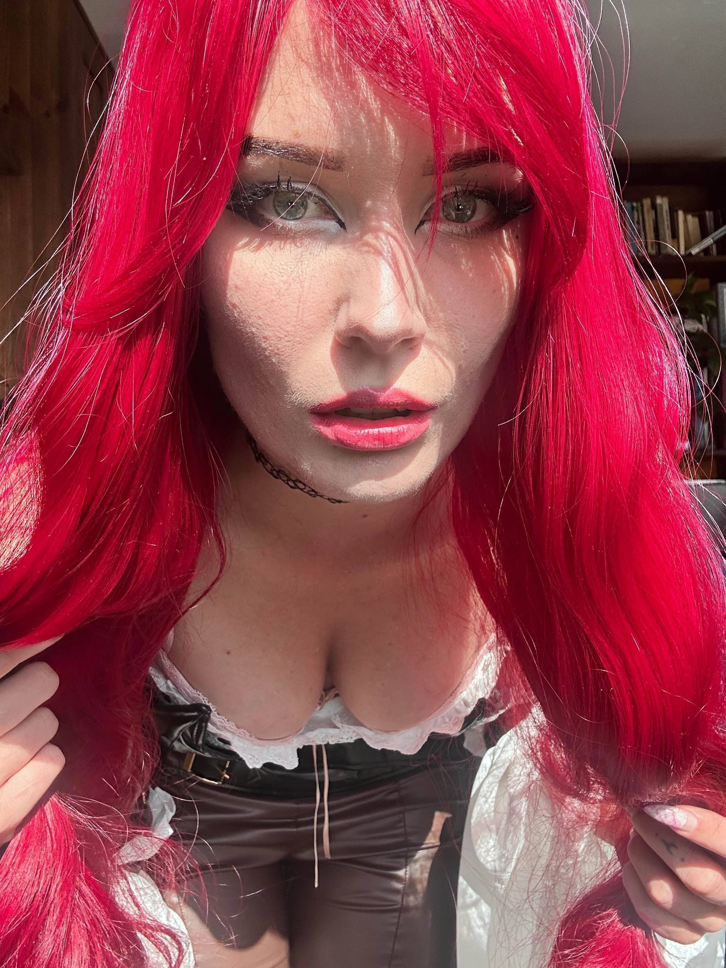 Miss Fortune Cosplay picture 3 of 3