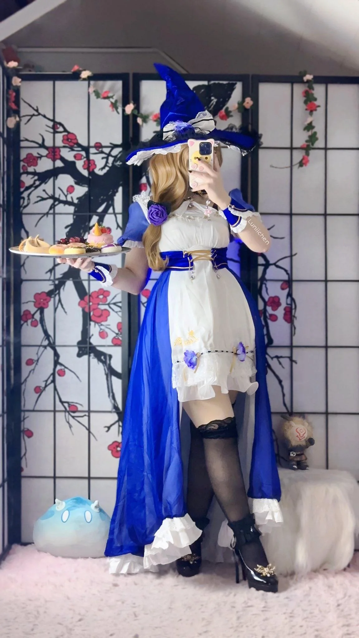 My Maid Lisa Cosplay from Genshin Impact by Luniichen! picture 3 of 4