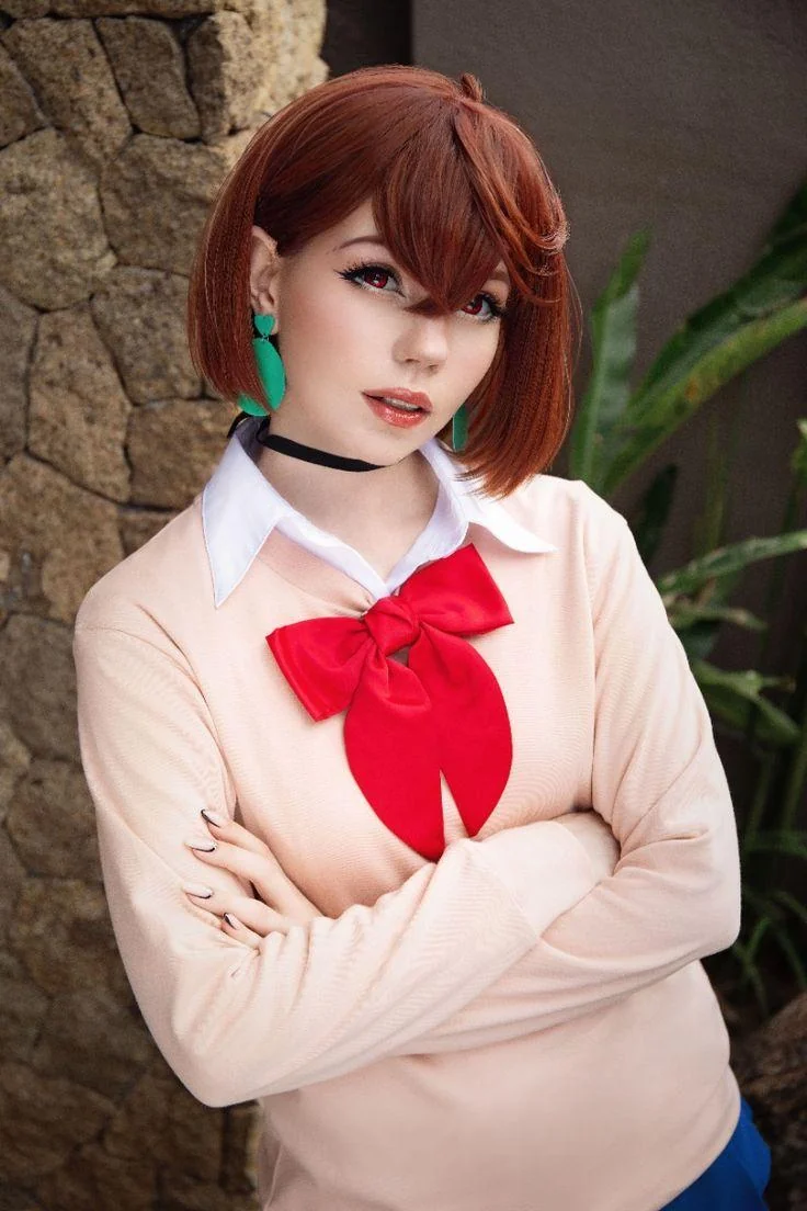 Momo Ayase Cosplay by Caticornplay picture 1 of 4