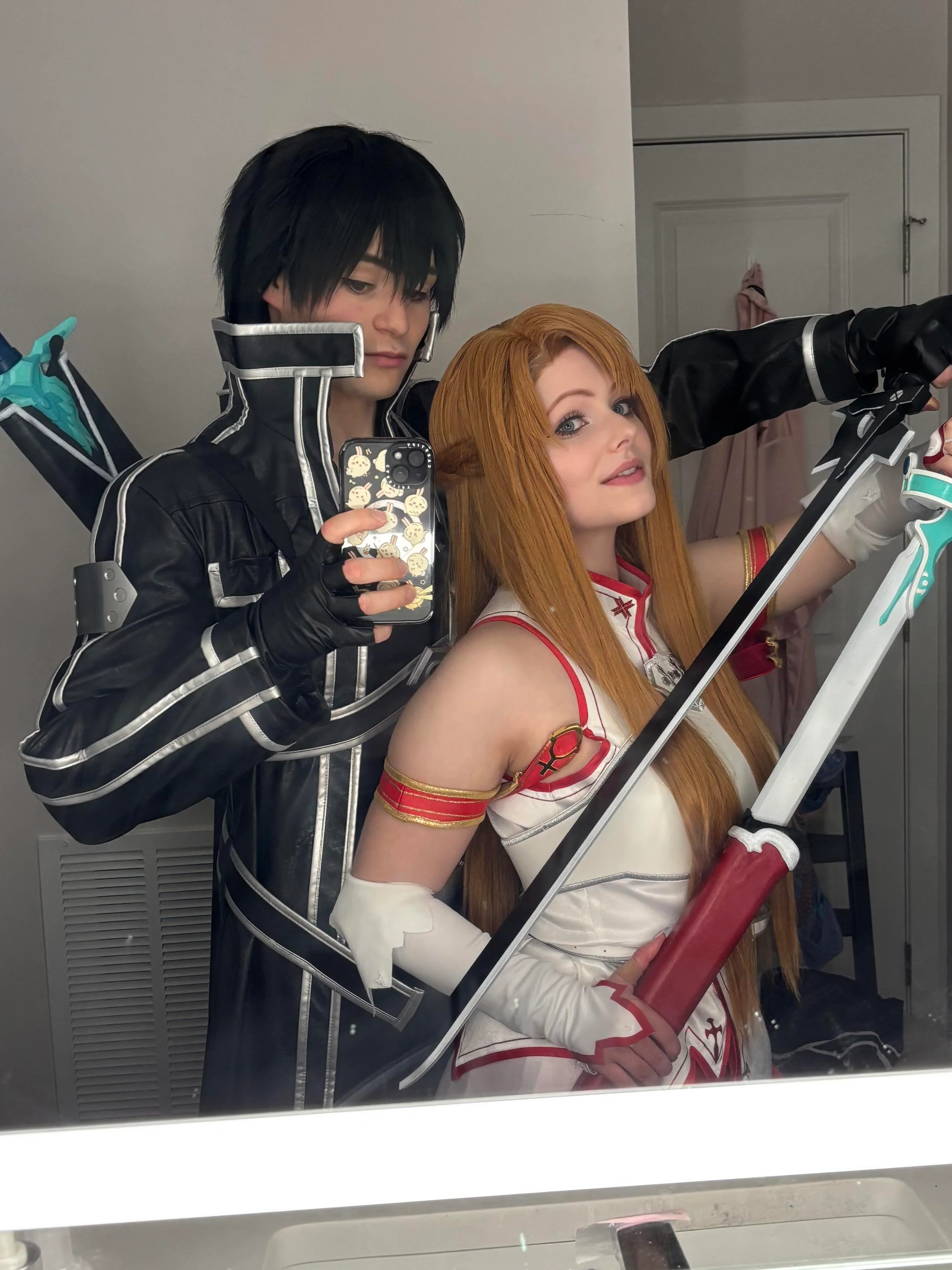 Kirito and Asuna, Sword Art Online (dragonfeather.cos) picture 2 of 6