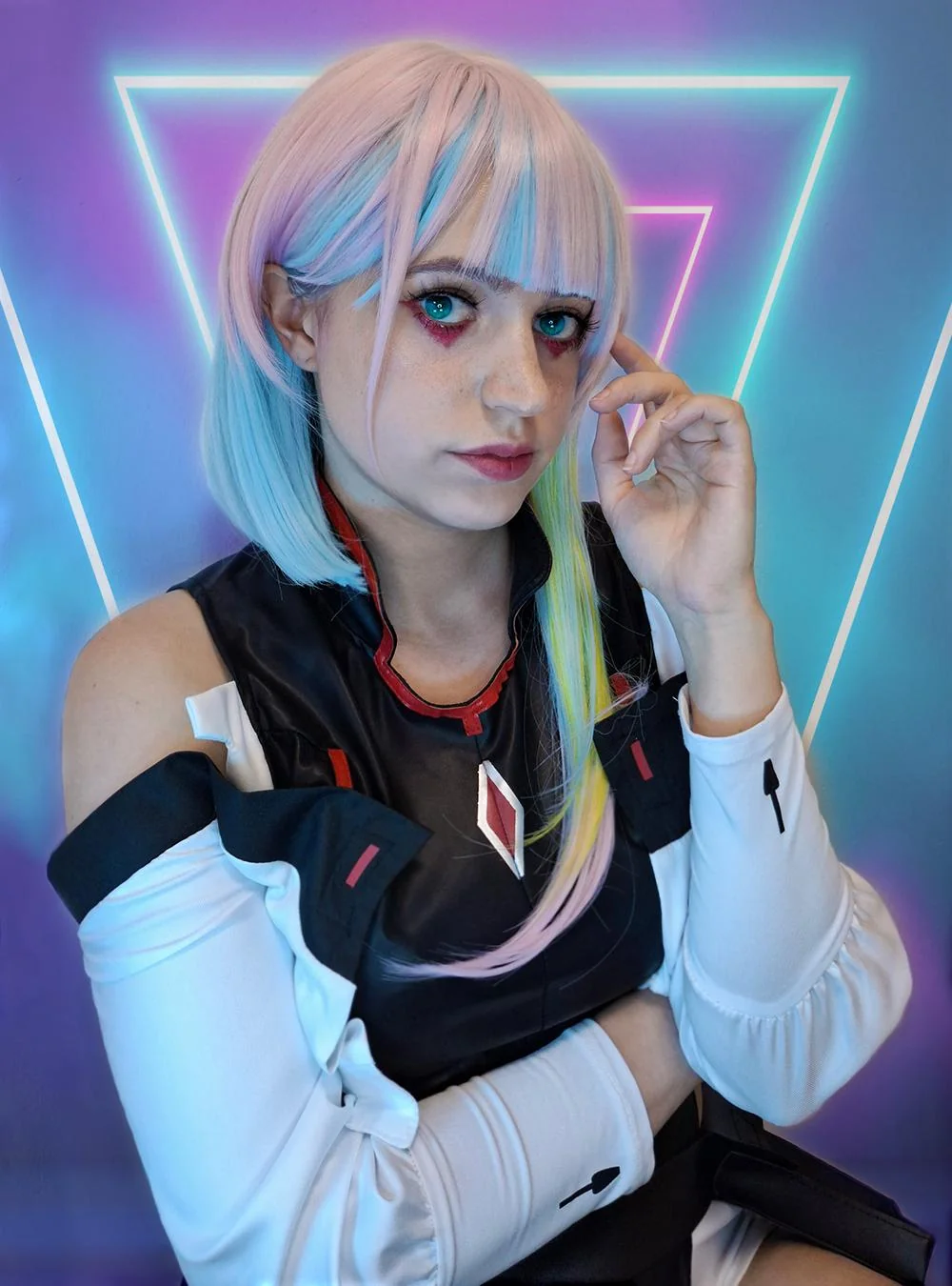 Lucy ( Cyberpunk ) by Lynara_cos picture 1 of 1