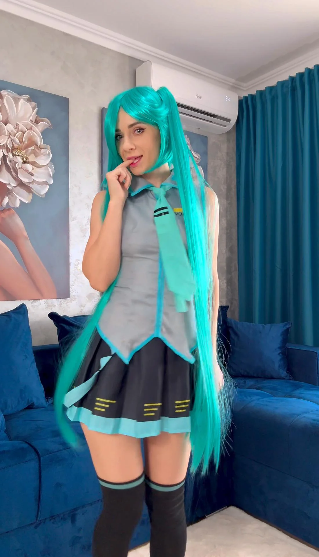 Hatsune Miku by Milky Lisa picture 1 of 1