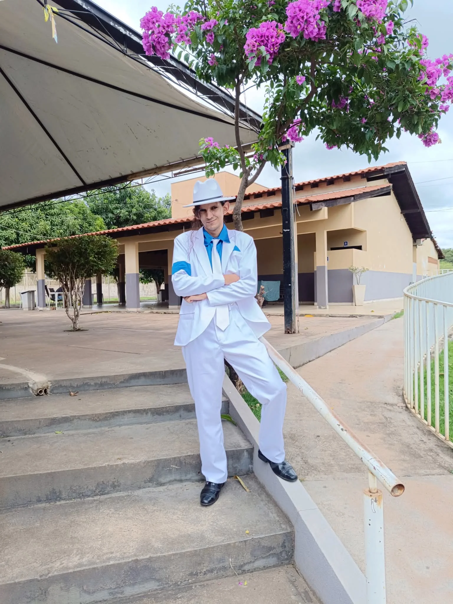 [Cosplay] Are you okay? (My Michael Jackson - Smooth Criminal Cosplay) - Victor Fox picture 3 of 19