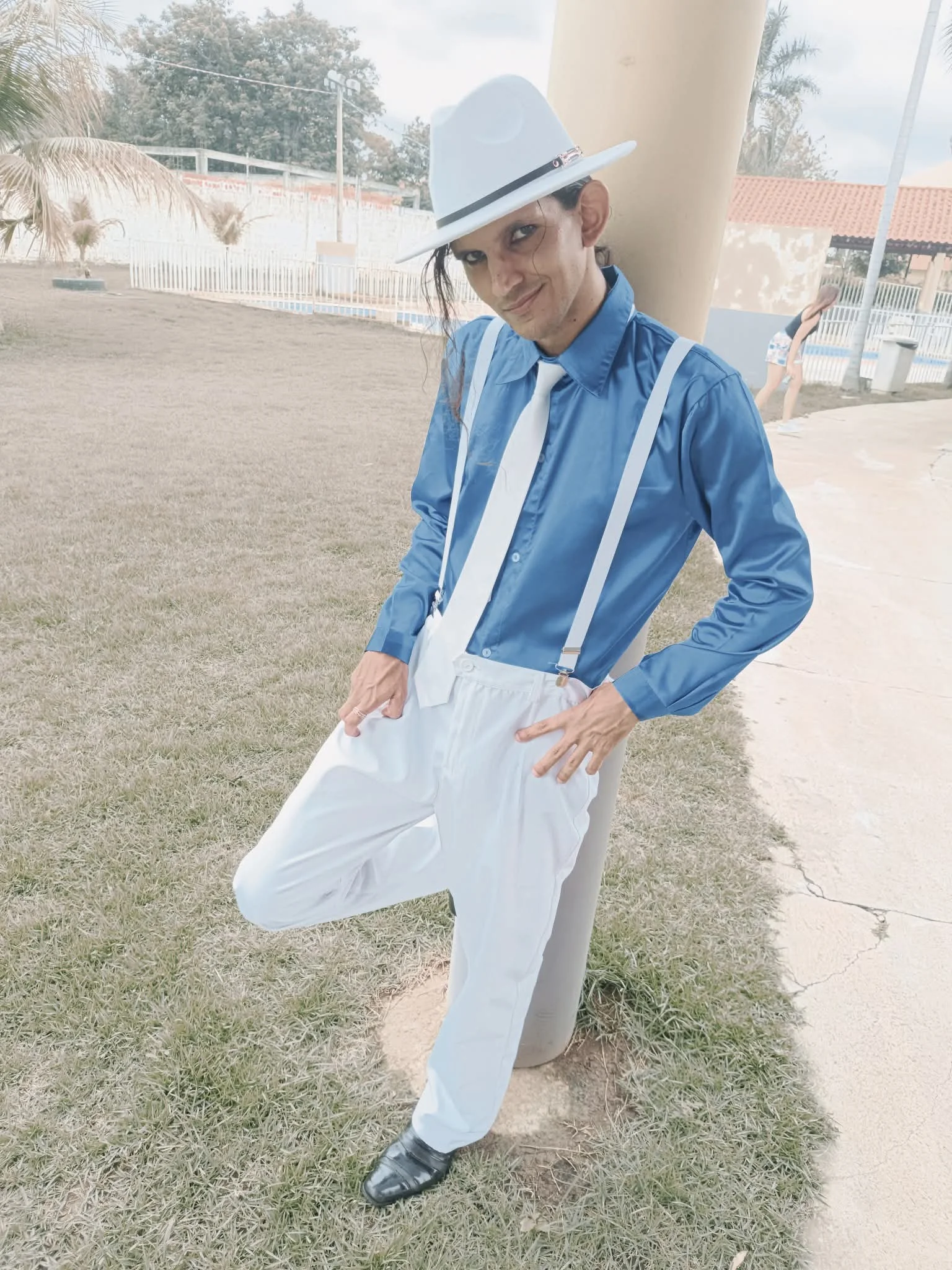 [Cosplay] Are you okay? (My Michael Jackson - Smooth Criminal Cosplay) - Victor Fox picture 4 of 19