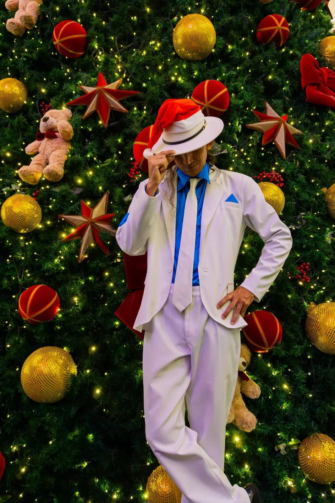 [Cosplay] Are you okay? (My Michael Jackson - Smooth Criminal Cosplay) - Victor Fox picture 6 of 19