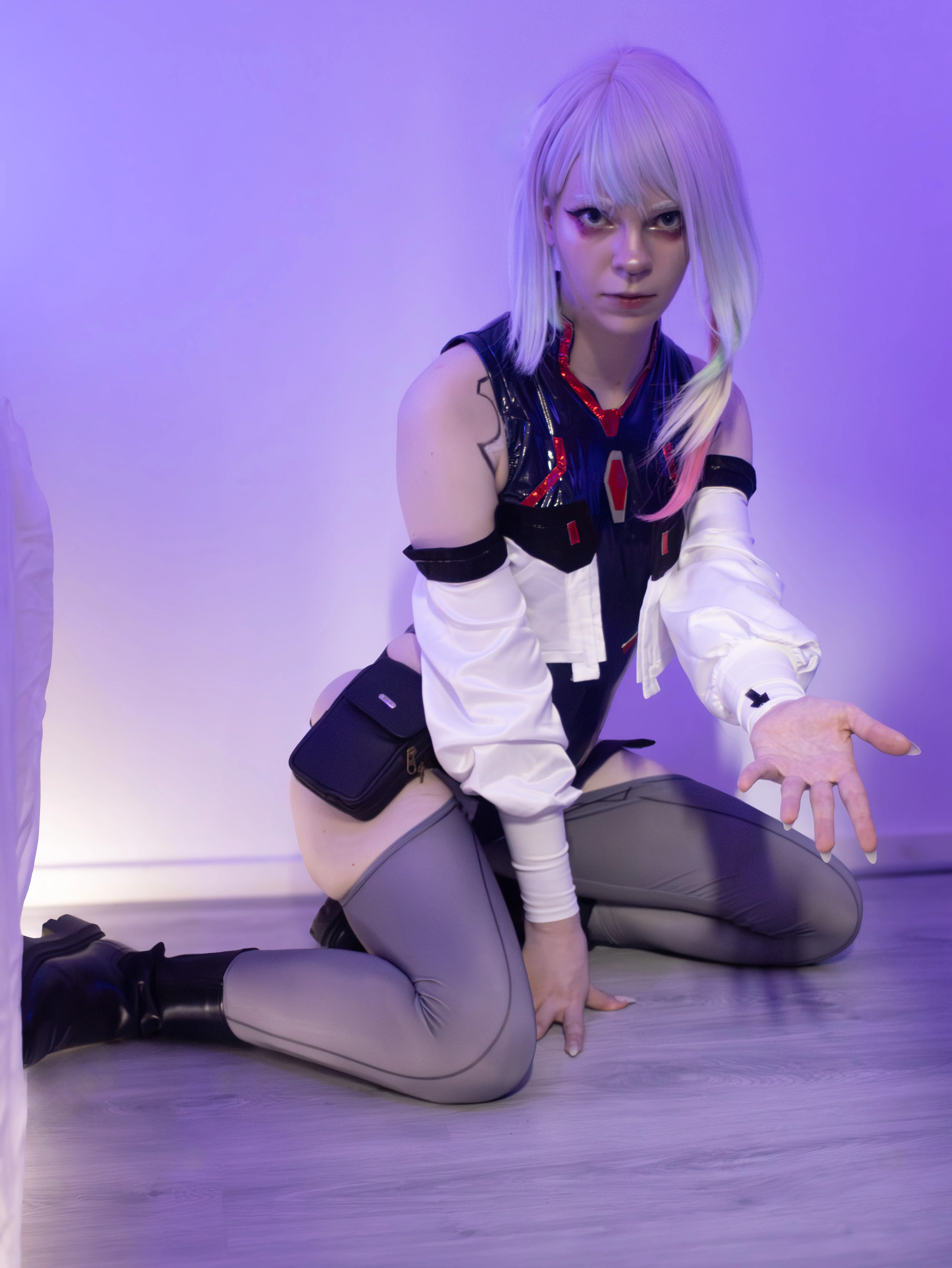 Lucy from Cyberpunk Edgerunners (cosplayghouly on insta) picture 3 of 4