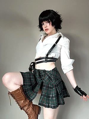 Lady fron Devil May Cry (Emfox)'