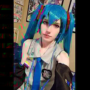 Pride Month Hatsune Miku Cosplay(by cryptid_angelic_anomaly)'