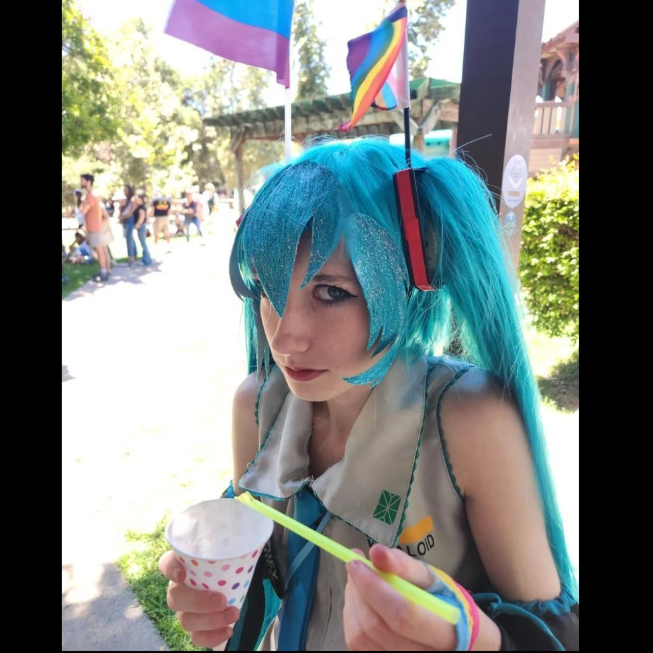 Pride Month Hatsune Miku Cosplay(by cryptid_angelic_anomaly) picture 3 of 3