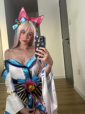 Ahri from LoL by Diana'
