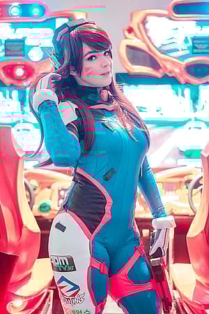 D.Va cosplay by OhMyJeanMarie'
