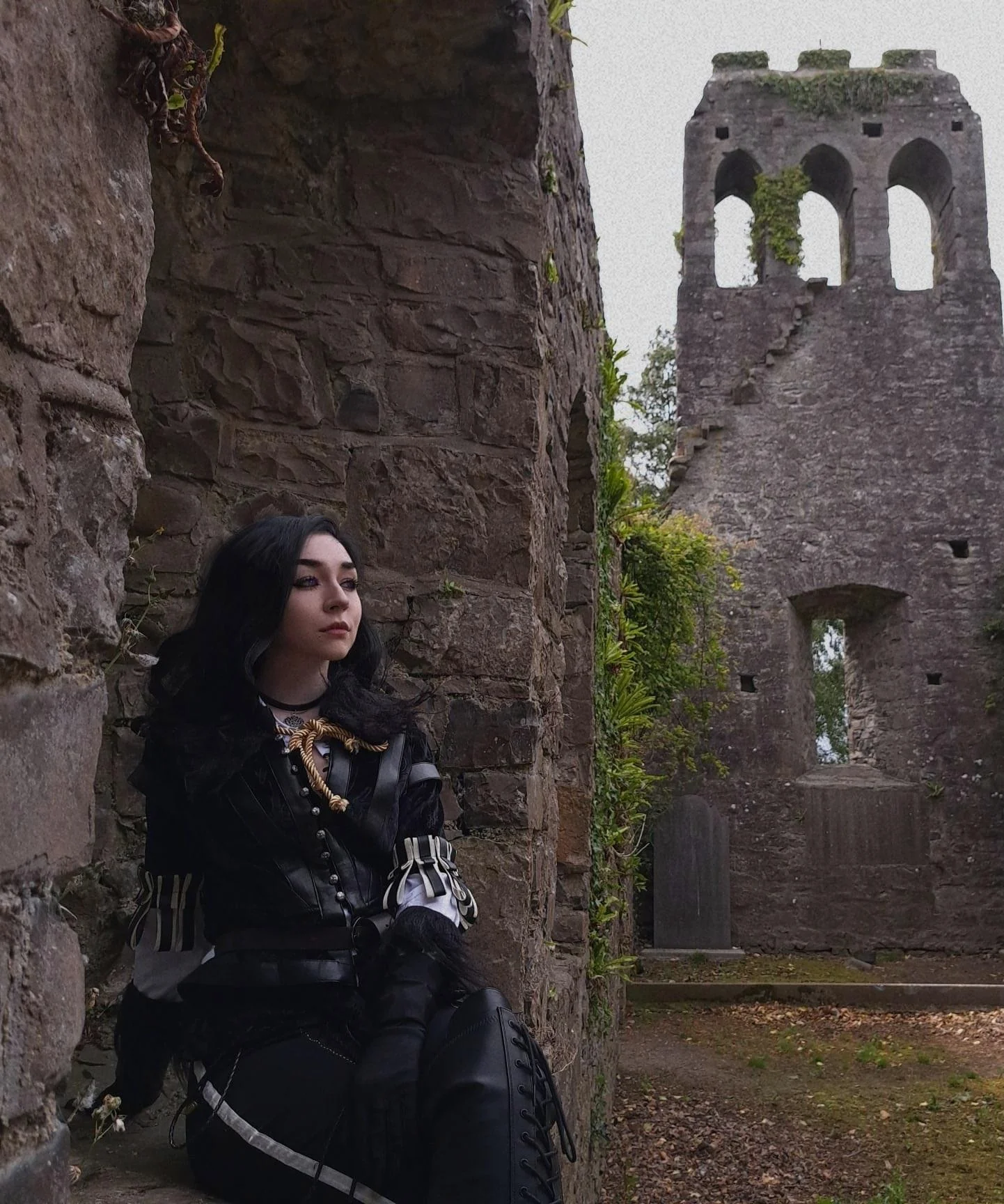 Yennefer cosplay by fayalluree picture 1 of 3