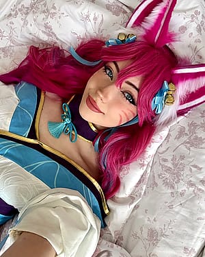 Spirit Blossom Ahri (League of Legends) [fairygee]'