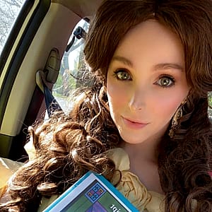 Belle by Nikki'