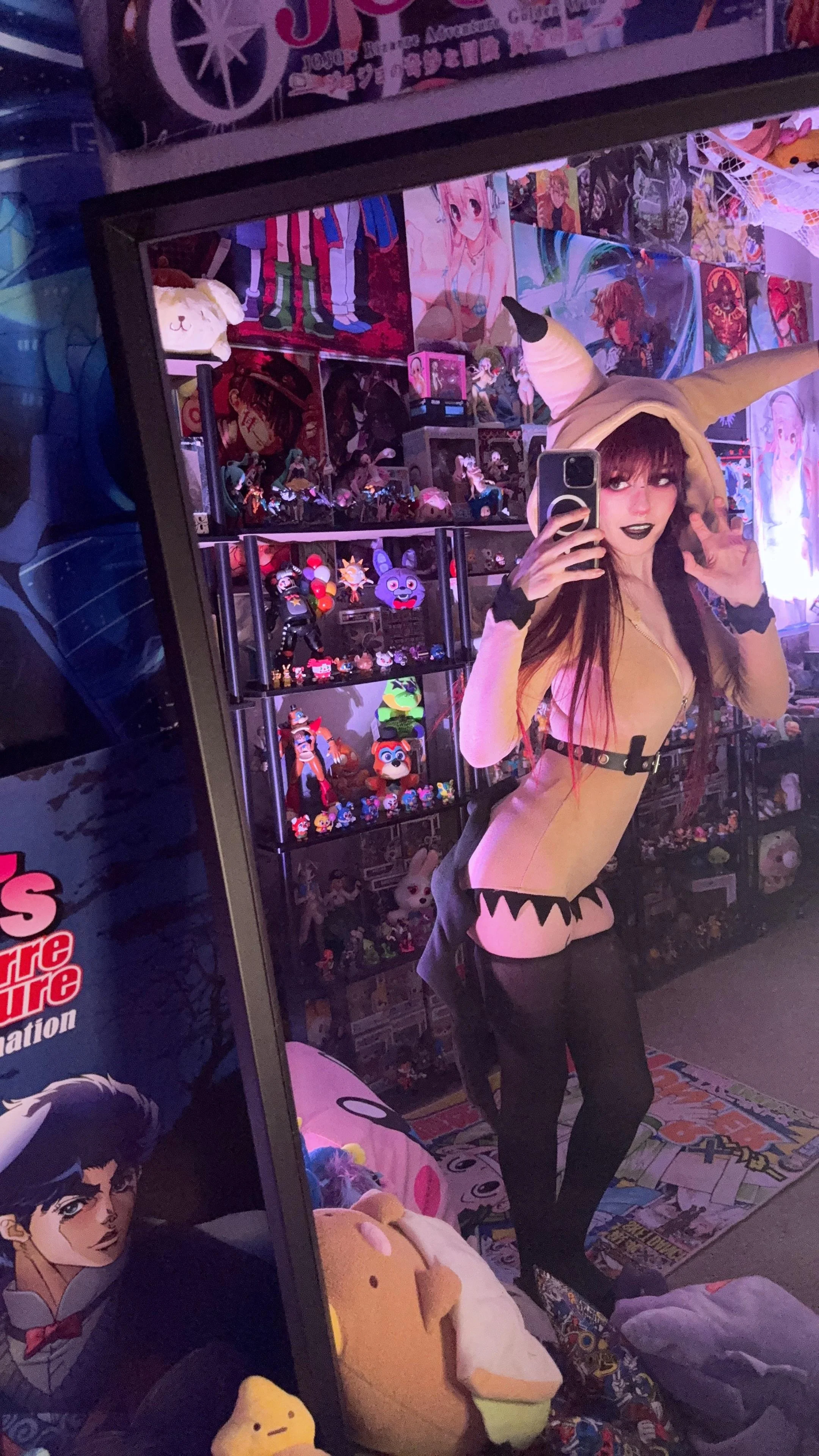 Mimikyu 🖤 xunniexoo picture 1 of 2