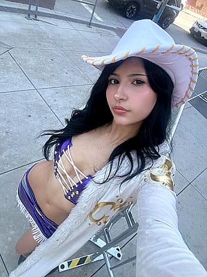 cowgirl nico robin from one piece by cyberjuju'