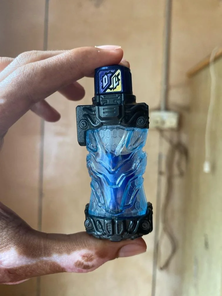 Rm250 Dx kamen Rider Build picture 2 of 6