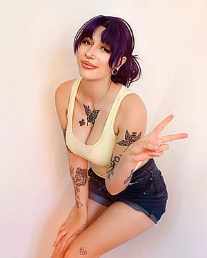 Casual Misato by Minya.jpg'