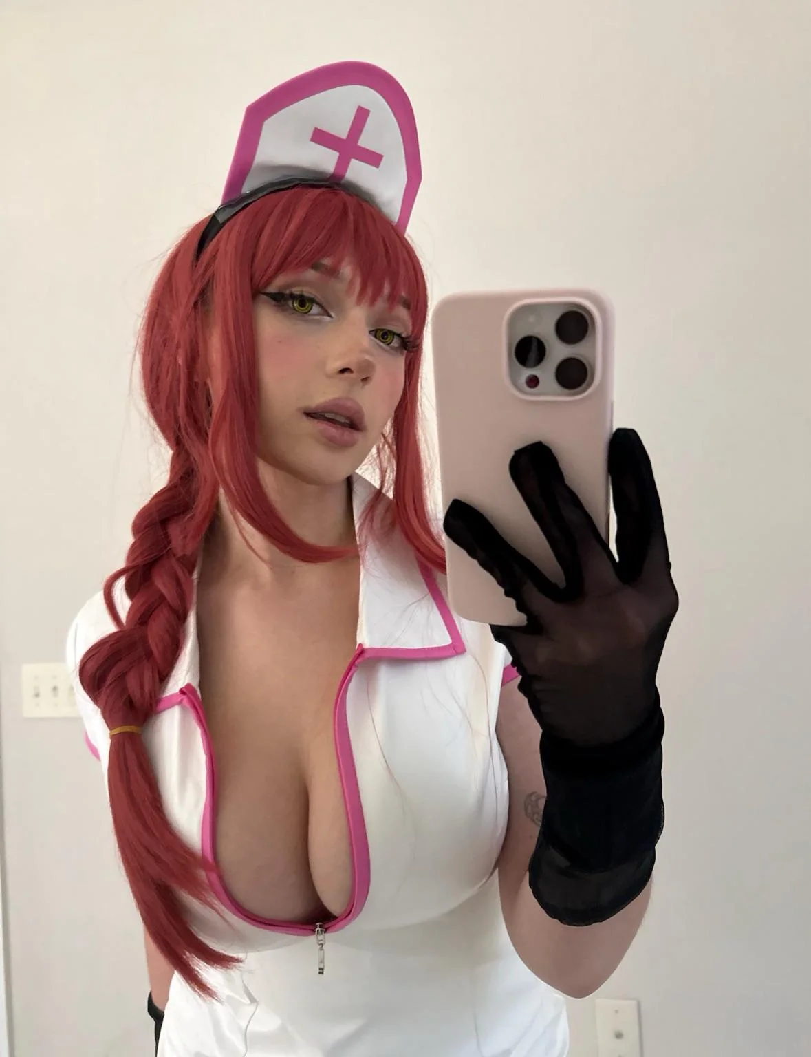 Can you guess who I am? picture 1 of 1