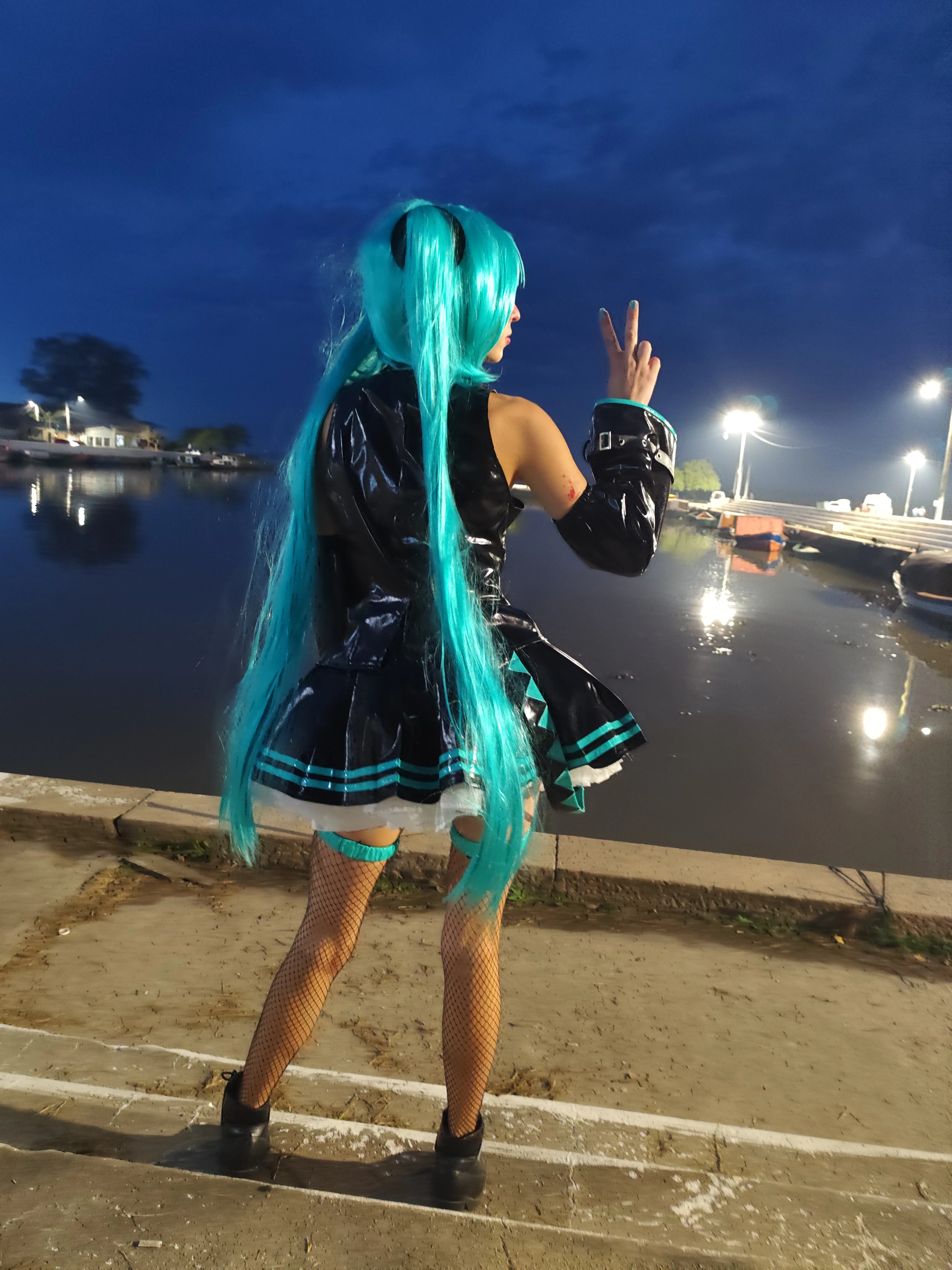My cosplay Hatsune Miku by mi yuuna picture 2 of 4