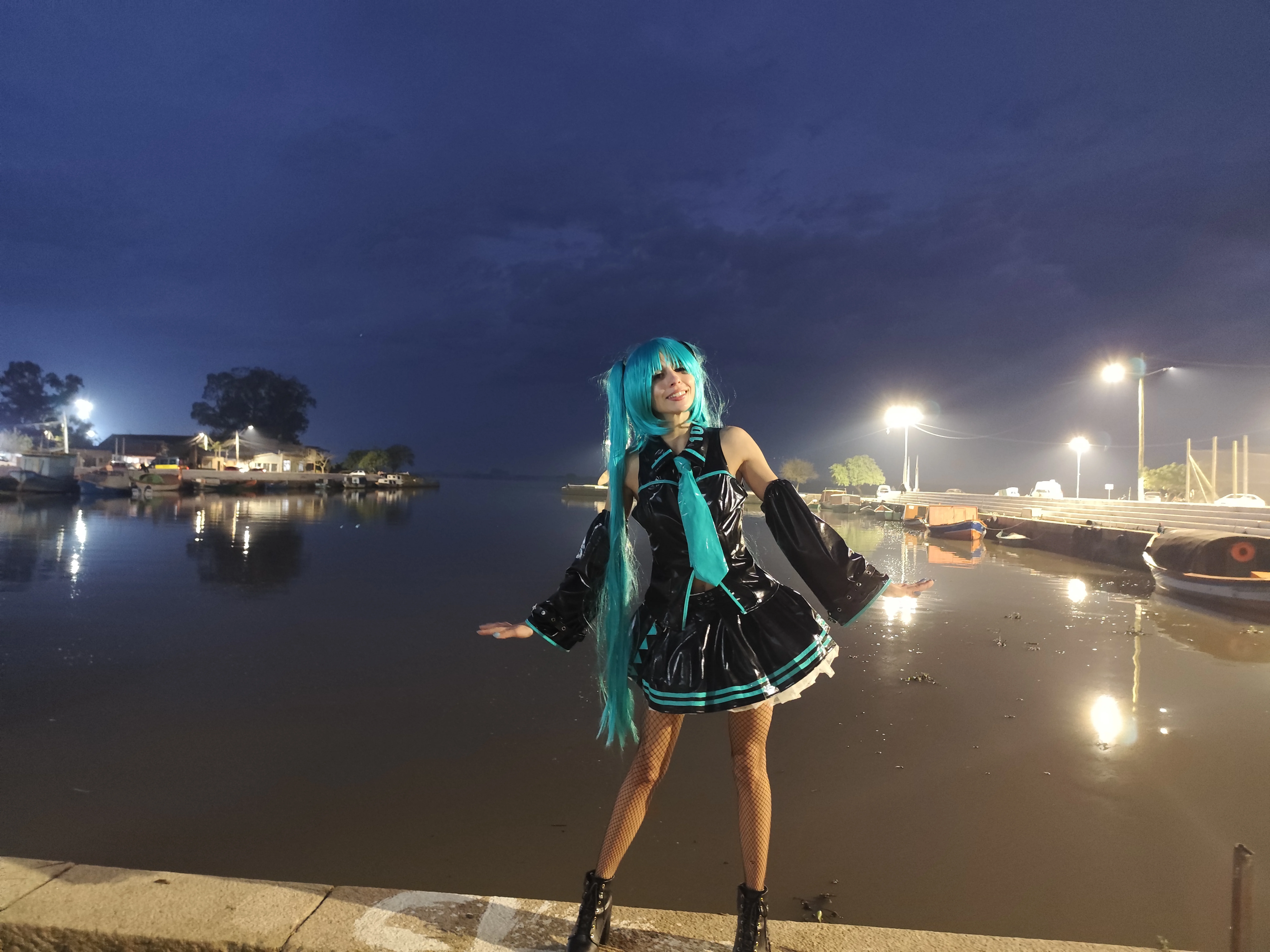 My cosplay Hatsune Miku by mi yuuna picture 4 of 4