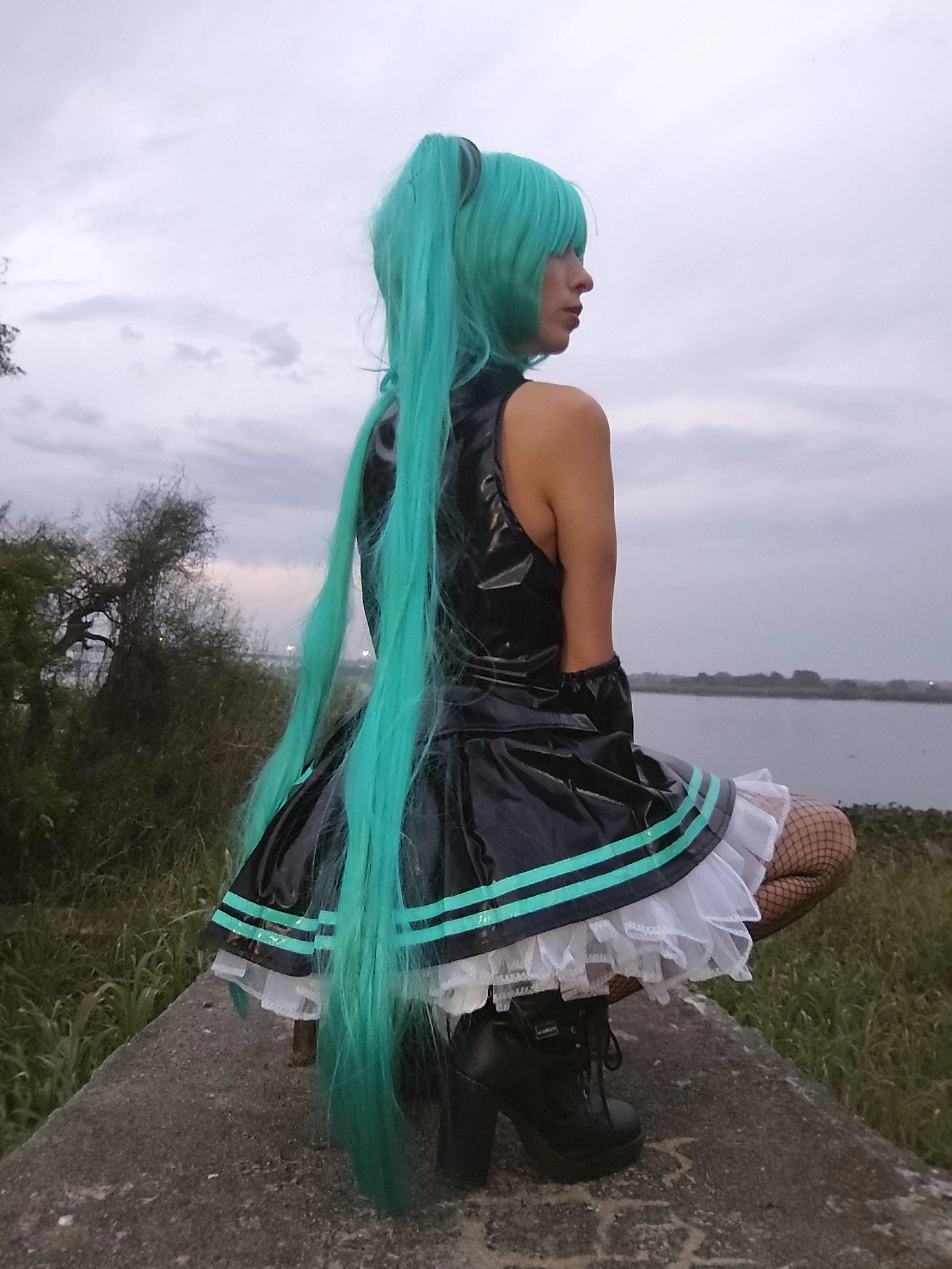 My Hatsune Miku cosplay by mi yuuna picture 1 of 3