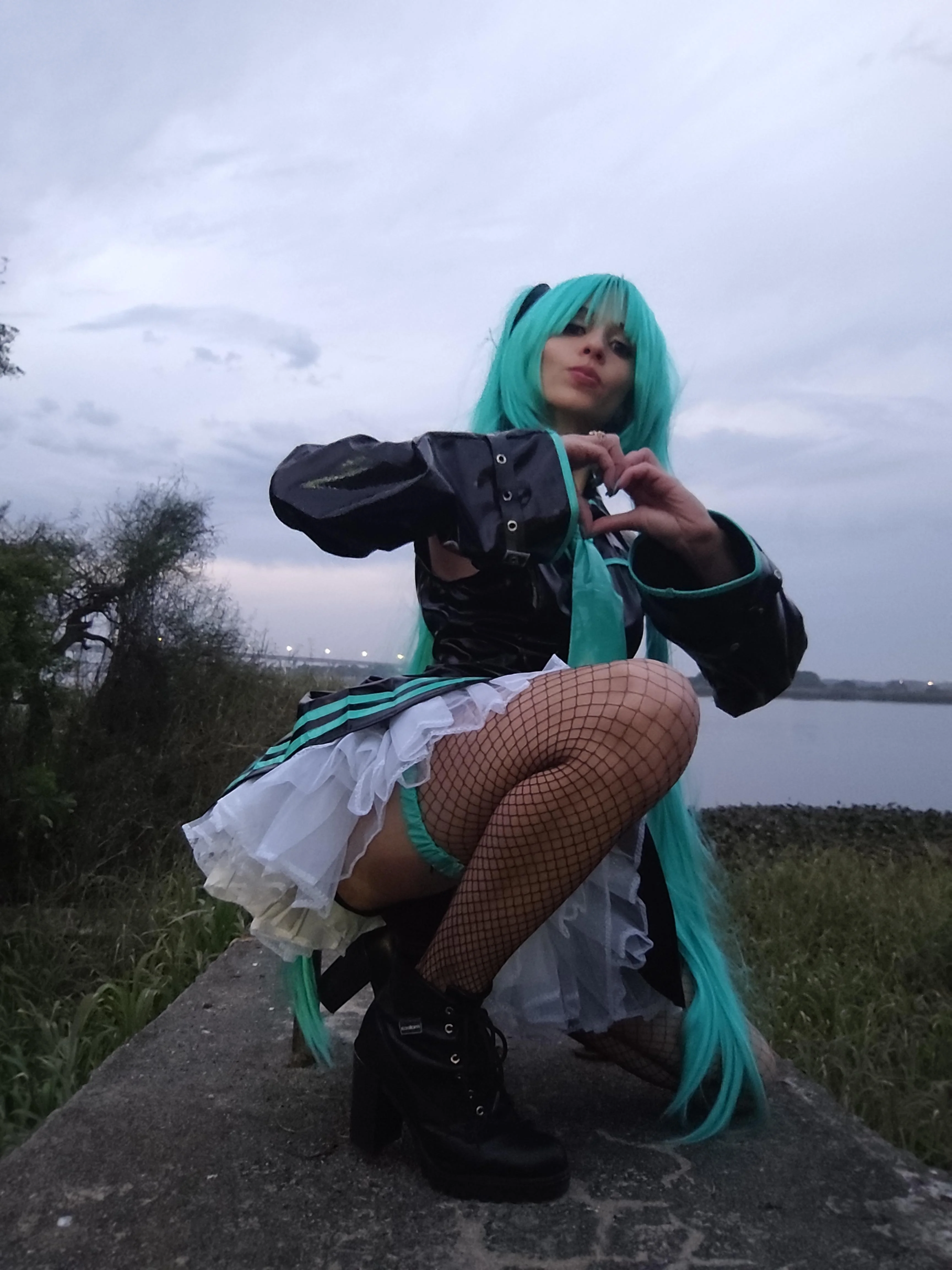 My Hatsune Miku cosplay by mi yuuna picture 3 of 3