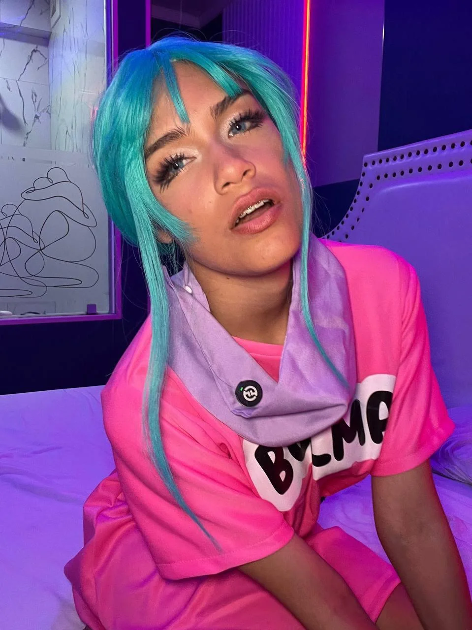 (F18)I am Lily and I cosplay Bluma from Dragon Ball 💙💙💙 picture 1 of 2