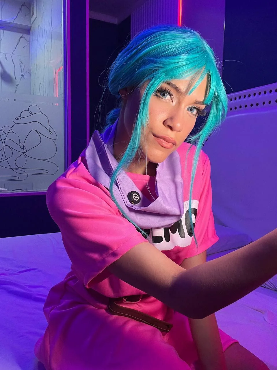 (F18)I am Lily and I cosplay Bluma from Dragon Ball 💙💙💙 picture 2 of 2