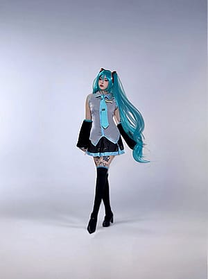 Hatsune Miku by lollacos'