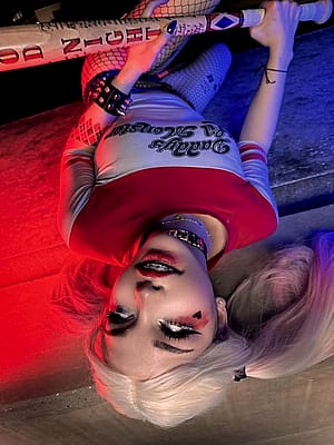 Harley-Quinn-Cosplay by Linanekita'