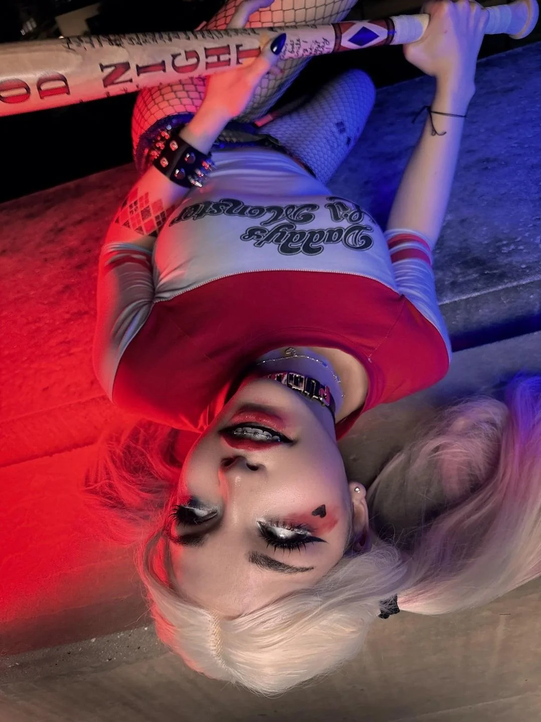 Harley-Quinn-Cosplay by Linanekita picture 1 of 3