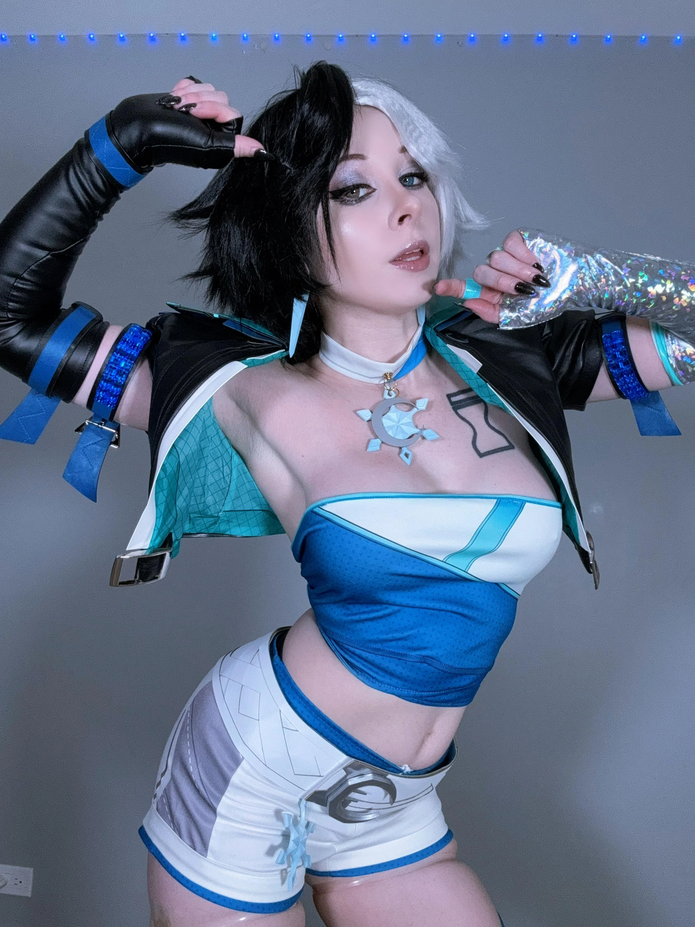 Luna Snow by Cami chan picture 1 of 1