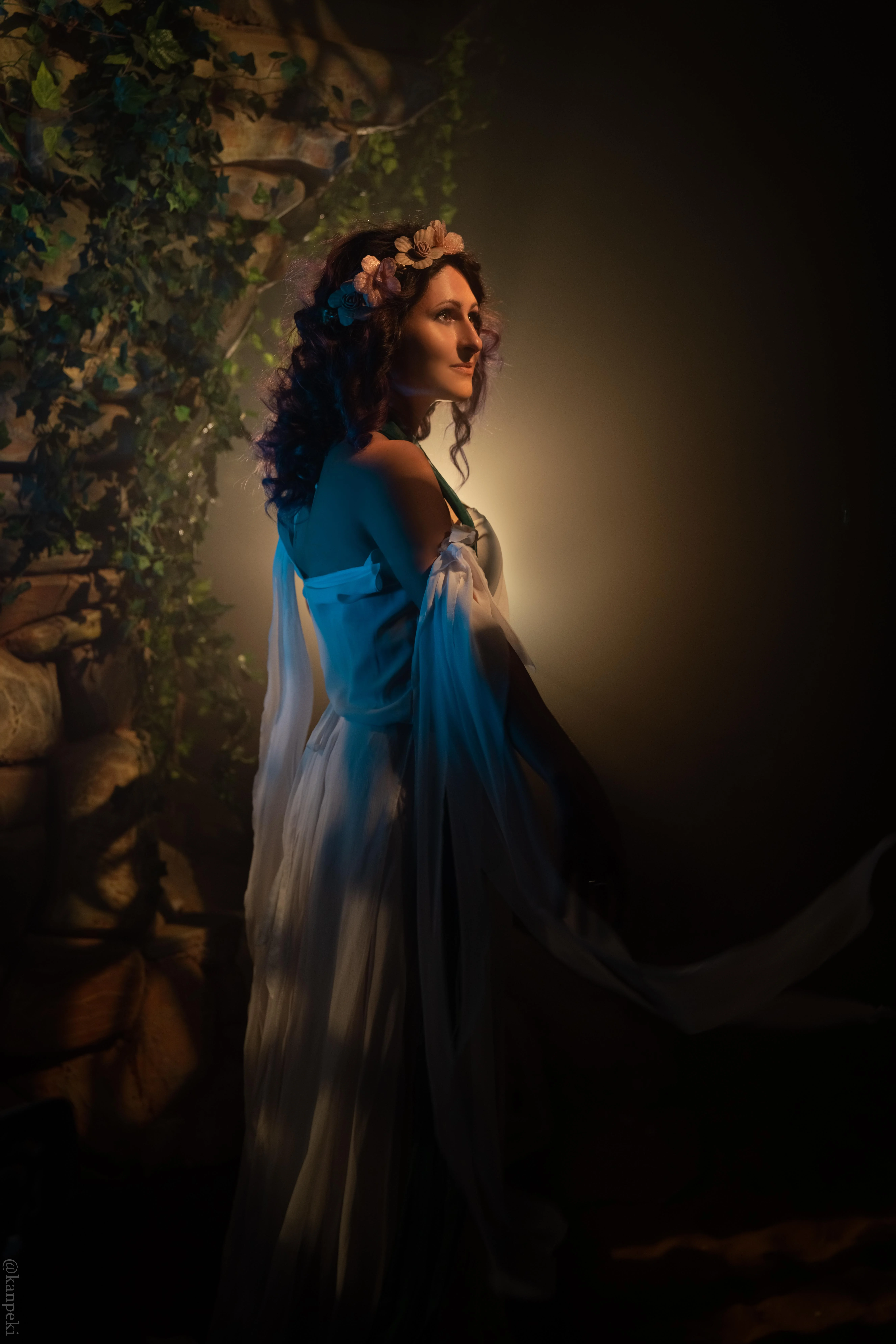 Eurydice from the myth of Orpheus and Eurydice cosplay by Mary Korotkova picture 3 of 6