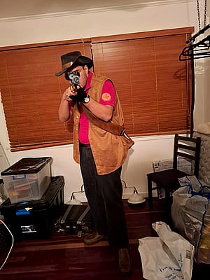 Here's sniper from tf2 /JTL280508'