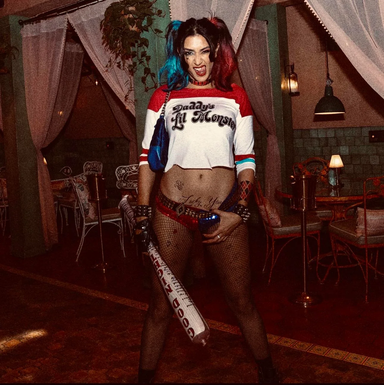 Harley Quinn picture 4 of 4