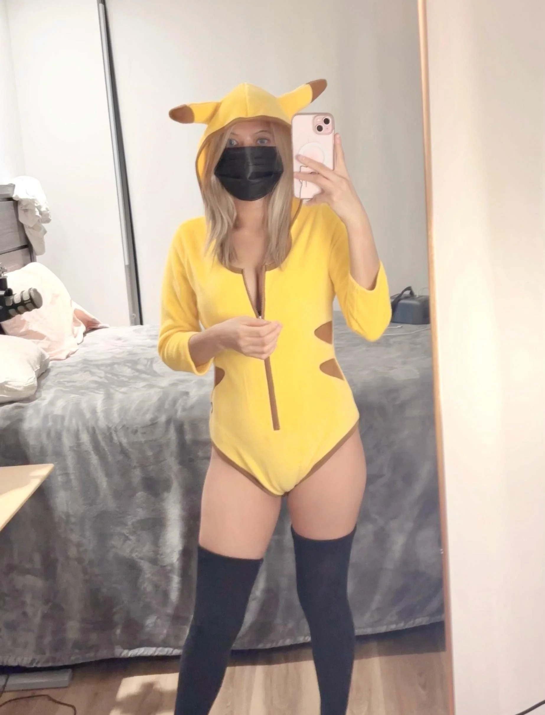 Pikachu cosplay by @prettywooff picture 1 of 1