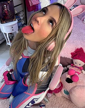 SALDRÍAS CON UNA CHICA TRANS COMO YO? 😈🍑🔥'