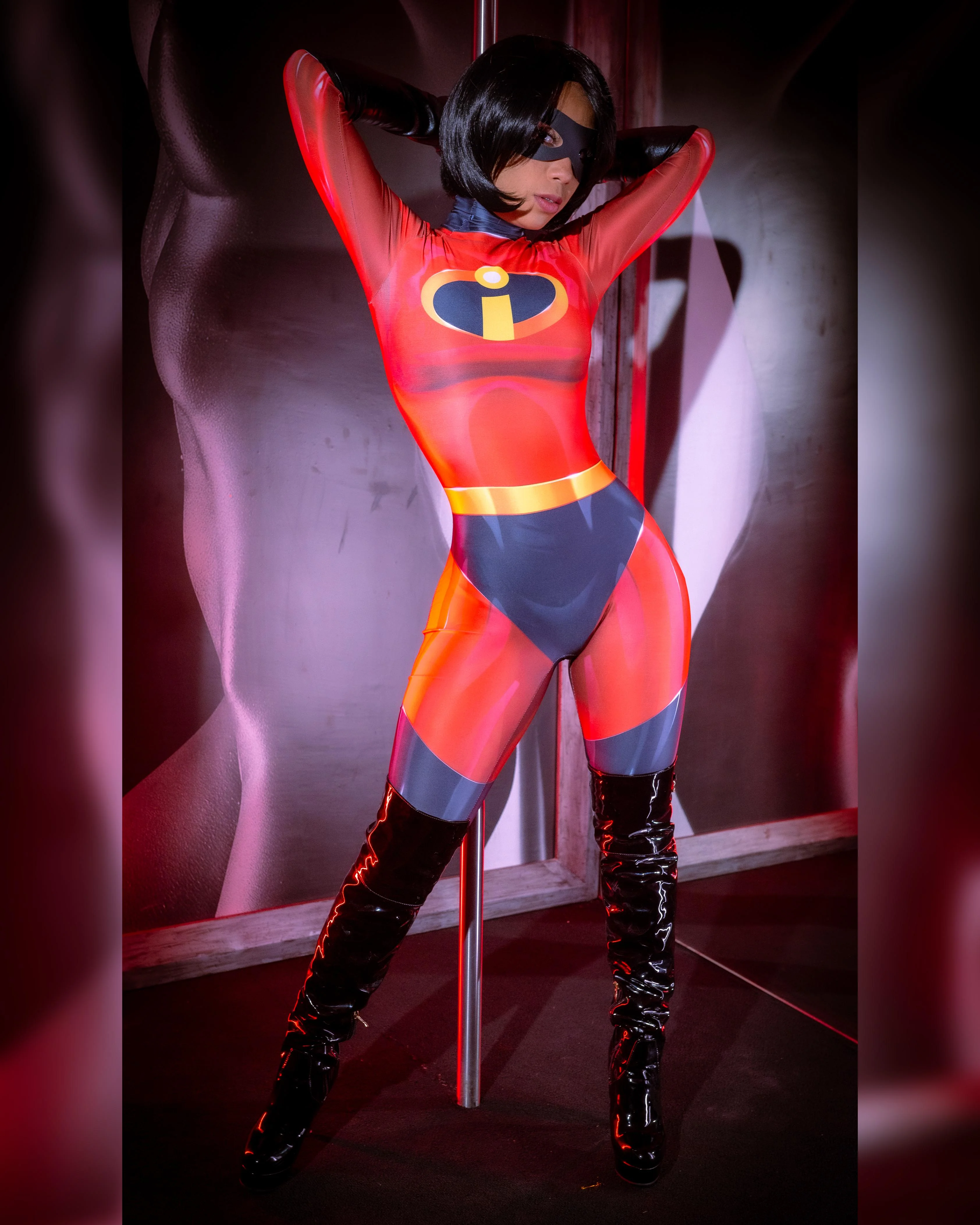 Elastigirl by Victoria Saint picture 1 of 3