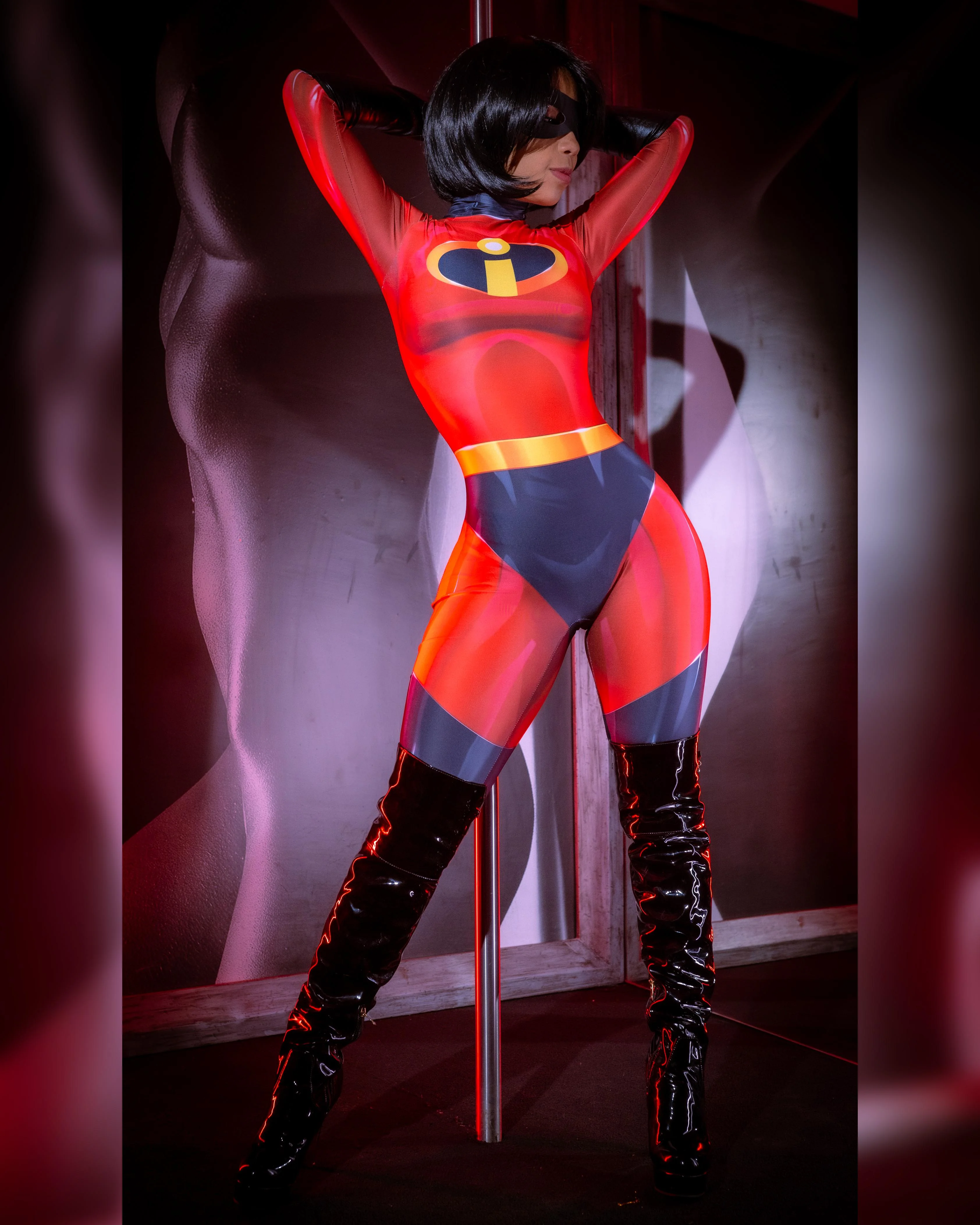 Elastigirl by Victoria Saint picture 2 of 3