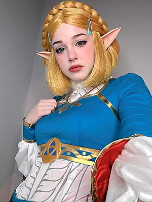 Zelda from Breath of the Wild by Emfox'